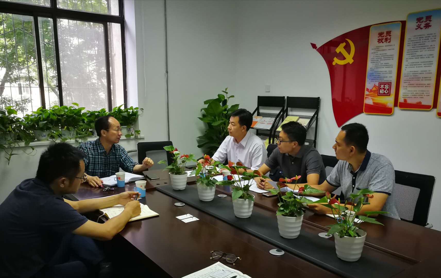 中聯(lián)電科總經(jīng)理楊青松一行到訪電促會本部