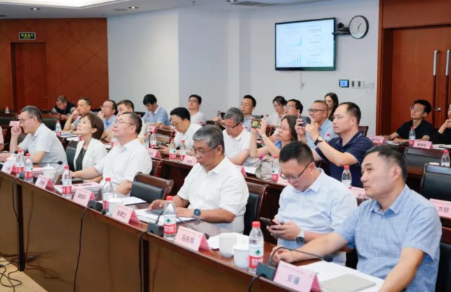 專委會(huì)成功舉辦“低碳用能與智能電力先進(jìn)技術(shù)及產(chǎn)業(yè)推廣”論壇暨2024年度會(huì)議
